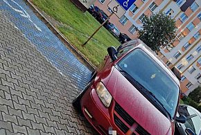 Anonimowo zgłoszono nieprawidłowe parkowanie-45790