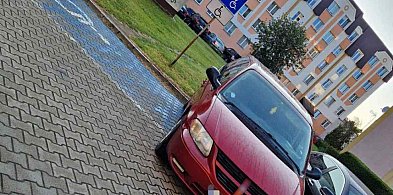 Anonimowo zgłoszono nieprawidłowe parkowanie-45790