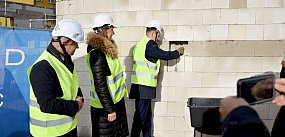 Kamień węgielny pod budowę ZOL w Kolnie wmurowany