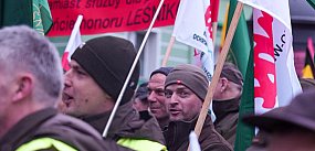 Białystok/ Manifestacja w obronie Lasów Państwowych