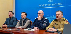 Silny mróz w Podlaskiem. Rozmowy ze starostami