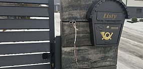 Mężczyzna ukradł domofon z prywatnej posesji