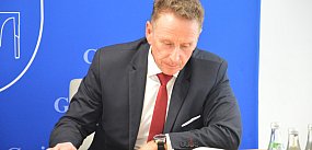 Sprawozdanie starosty z międzysesyjnej pracy zarządu