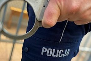 Młodzieniec w Kolnie przyłapany z marihuaną podczas picia piwa-47591