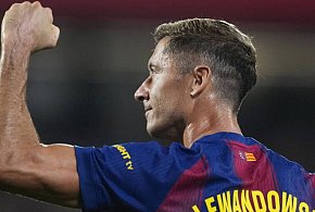 Dwa gole Lewandowskiego, Barcelona rozbiła Valencię -47675
