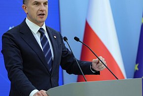 Rząd przyjął projekt ustawy, zwiększający skalę podwyżek akcyzy na alkohol-48461