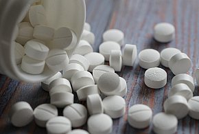 Popularny lek znika z aptek. GIF ostrzega: natychmiast oddaj go do apteki-48609