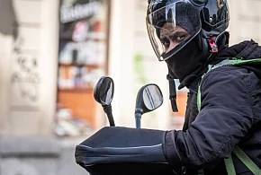 Pracodawcy RP: cudzoziemcy wykonują prace, których nie chcą Polacy-48665