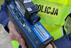 Rażąco przekroczył dopuszczalną prędkość w obszarze zabudowanym-48896