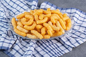 Popularne chrupki mogą Ci zaszkodzić. GIS alarmuje po kontroli-49059