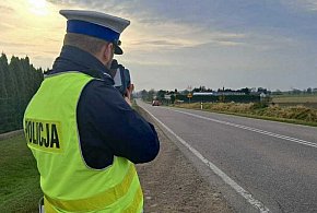 Stracili prawka, bo jechali o wiele za szybko w terenie zabudowanym-49238