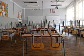 MEN ma plan, co zrobić z wyludniającymi się szkołami-49378