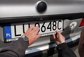 Wyższe opłaty za wydanie dowodów i tablic rejestracyjnych-49946
