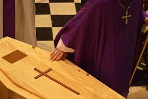 Rewolucja w pochówkach coraz bliżej. Tego w Polsce jeszcze nie było-50054