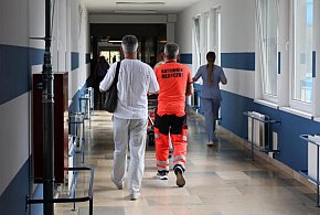 NFZ: leczenie pacjenta w 2024 r. kosztowało średnio 5250 zł-50225