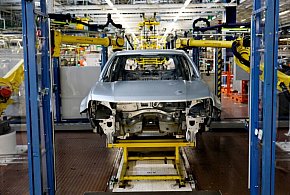 KE wycofuje się z całkowitego zakazu sprzedaży aut spalinowych-50270