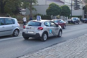 17-latkowie dostaną „prawko”. Nowe przepisy stawiają twarde warunki-50781