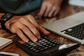 Od 2026 roku przedsiębiorców obowiązuje nowa wysokość  składek-51022