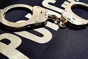 Policja zlikwidowała duże laboratorium narkotykowe, 3 osoby zatrzymane-51088