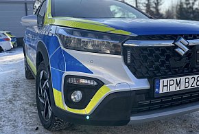 Policjanci ze Stawisk mają nowe auto