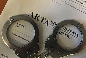 Mężczyzna stracił prawo jazdy i usłyszał zarzut posiadania narkotyków