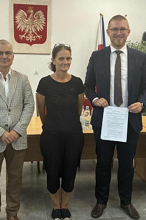 Firma przekazuje dotacje-5455