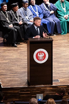 Ponad 8,5 tysiąca studentów rozpoczęło nowy rok akademicki na Uniwersytecie w Białymstoku-5583