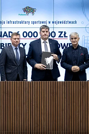 6 mln zł dla podlaskich gmin na inwestycje sportowe-5608