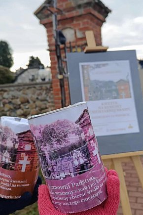 Kwesta na cmentarzu w Grabowie-5670