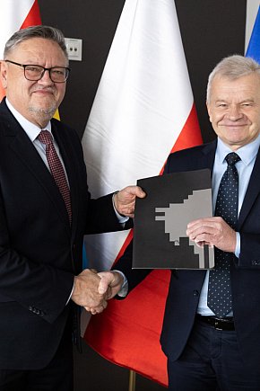 100 tys. zł dla miasta Kolno-5725