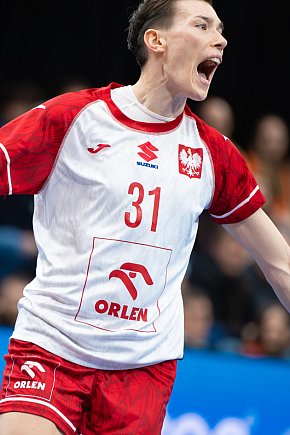 Polska – Francja 28:42 (17:18)-5745