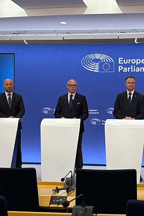 Pakt na rzecz regionów granicznych UE – stanowisko samorządowców z Polski wschodniej 11 grudnia 2025-5791