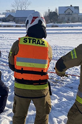 ĆWICZENIA Z RATOWNICWA LODOWEGO W CHLUDNIACH-5890