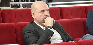 Radny domaga się modernizacji oświetlenia-48839