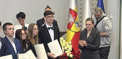 Uczennica kolneńskiego Ogólniaka uhonorowana prestiżowym stypendium