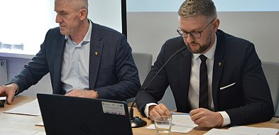 Czwartkowe decyzje radnych powiatowych (fotorelacja)