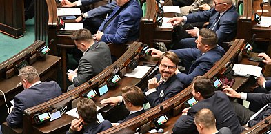 Sejm za wydłużeniem zakazu sprzedaży ziemi rolnej z państwowego zasobu do 2036 r.