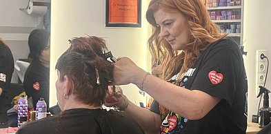 WOŚP w Kolnie: mieszkańcy strzygą się do puszki