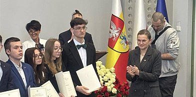 Uczennica kolneńskiego Ogólniaka uhonorowana prestiżowym stypendium