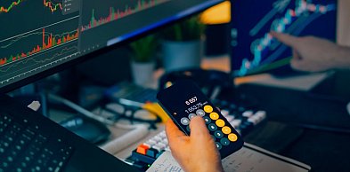 Jak wybrać konto maklerskie dla początkujących?