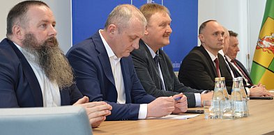 Na sesji o sytuacji w kolneńskim szpitalu. Było nerwowo