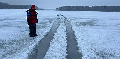 Mazury: Jaka jest grubość lodu na jeziorach? (raport)