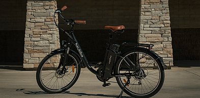 Jaki rower wybrać: MTB czy elektryczny? Sprawdź, jakie sakwy warto mieć?