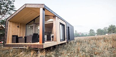 Domy prefabrykowane a tradycyjne murowane – co wybrać w 2026 roku?