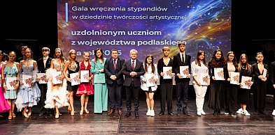 Artyści z powiatu kolneńskiego ze stypendiami marszałka