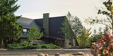 Wesele w rytmie natury nad jeziorem