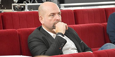 Radny domaga się modernizacji oświetlenia-48839