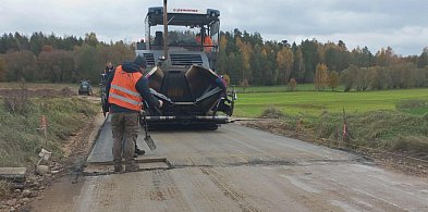 Trwają prace przy przebudowie drogi gminnej-48929