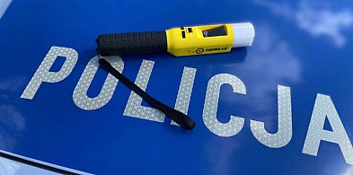 Mieszkaniec powiatu kolneńskiego jechał audi mając 3 promile-49058