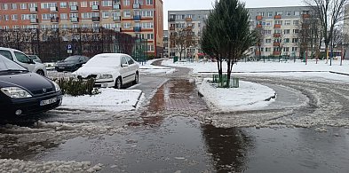 Fatalny stan chodników w Kolnie. Ciężko się poruszać (foto)-49689